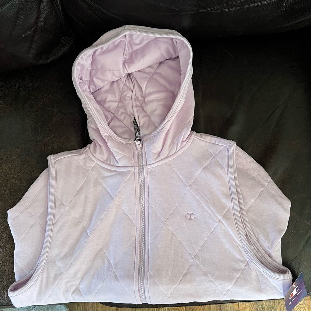 Champion Women’s Sleeveless Quilted Hoodie